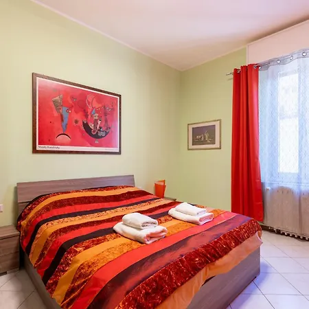 Station Colorful With Balcony X5