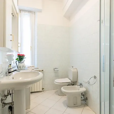 Station Colorful With Balcony X5