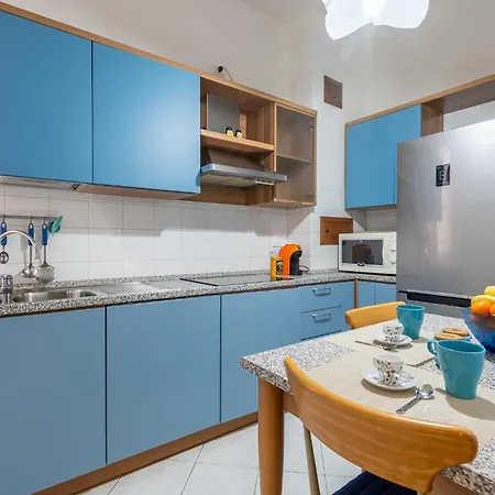 Station Colorful With Balcony X5 Διαμέρισμα Πάρμα