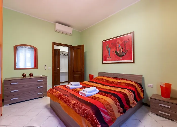 Station Colorful With Balcony X5