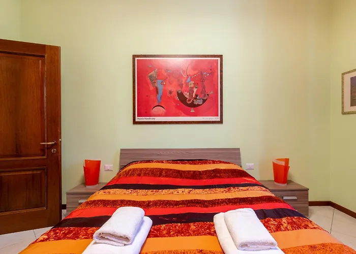 Station Colorful With Balcony X5 Lejlighed