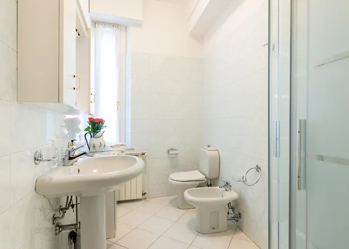 Station Colorful With Balcony X5