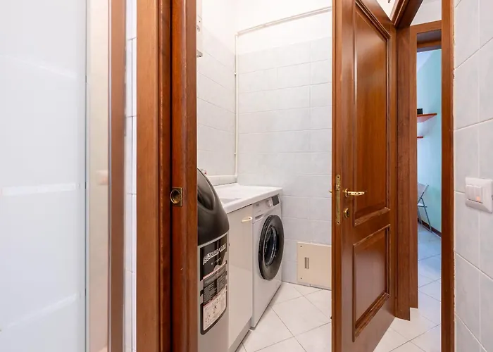 Station Colorful With Balcony X5 Lejlighed